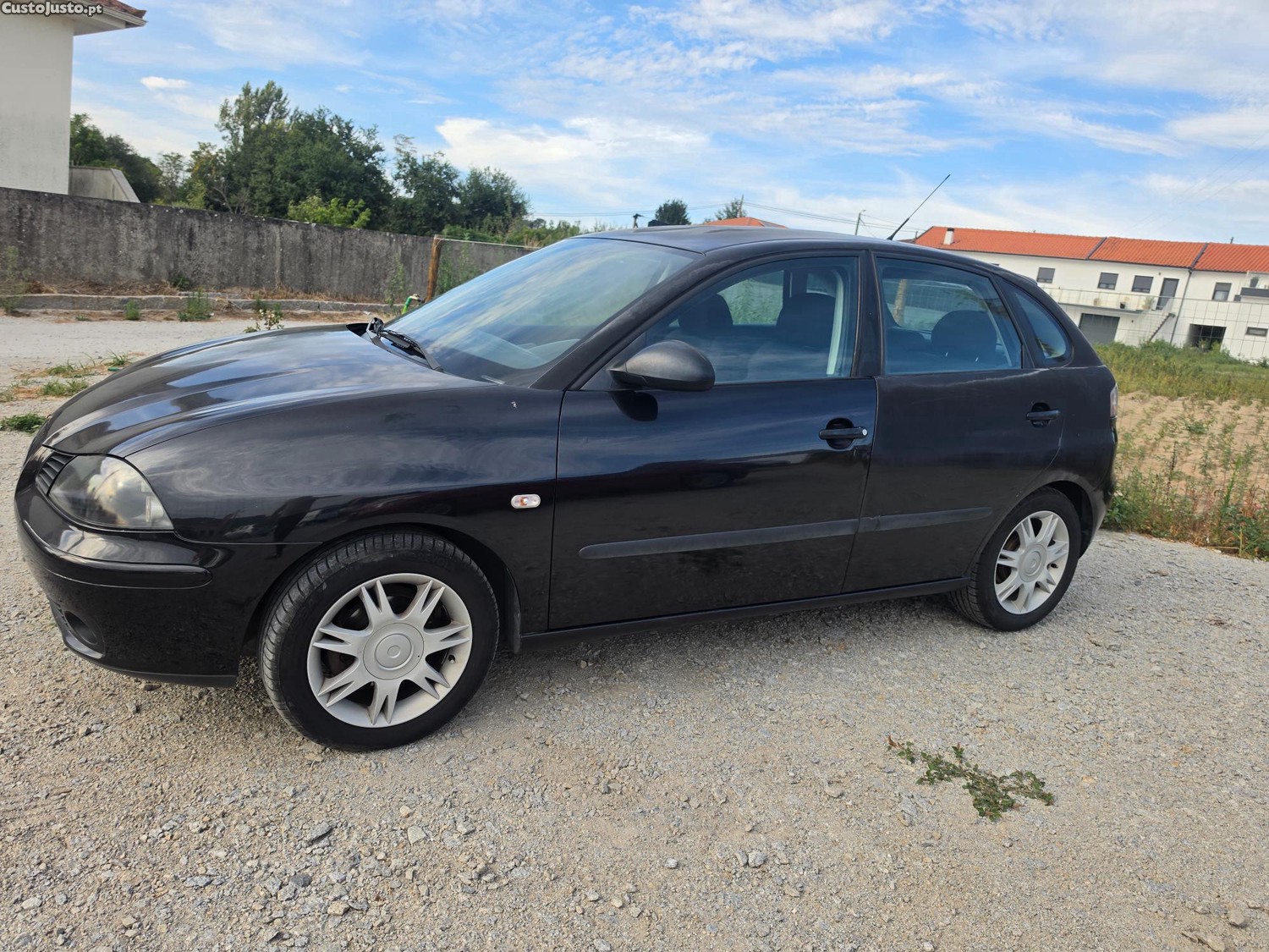 SEAT Ibiza () 1.2 AC 5portas — fotografia 12
