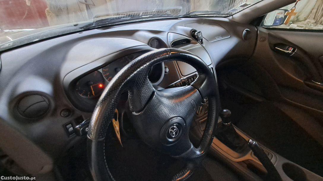 Toyota Celica vvti 16v — fotografia 2
