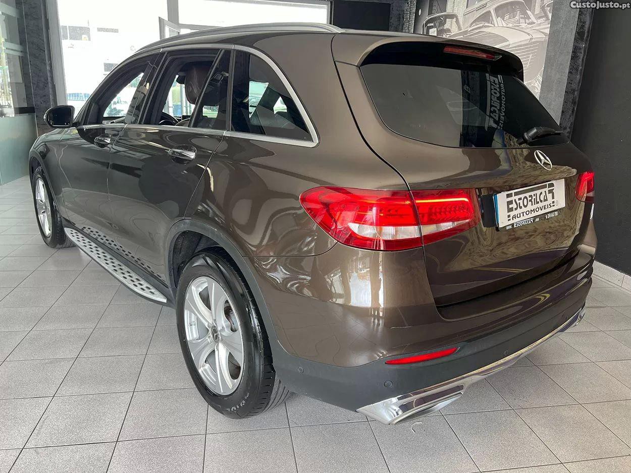 Mercedes-Benz GLC 220 D 4 MATIC — fotografia 23