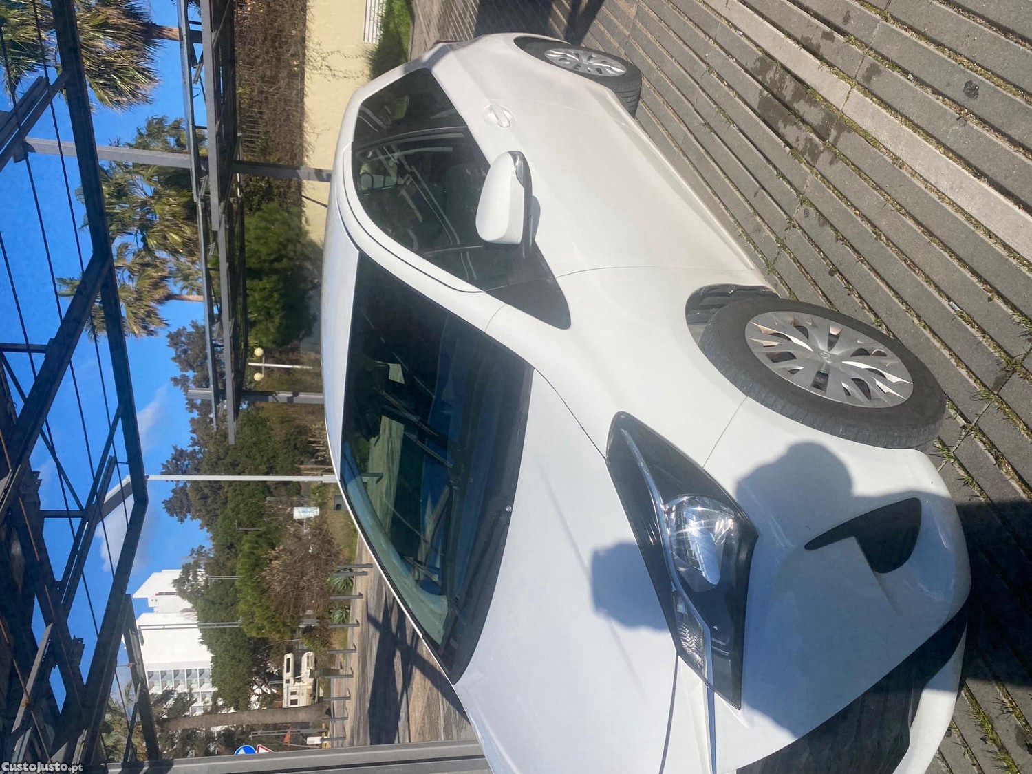 Toyota Yaris Yaris — photo 3