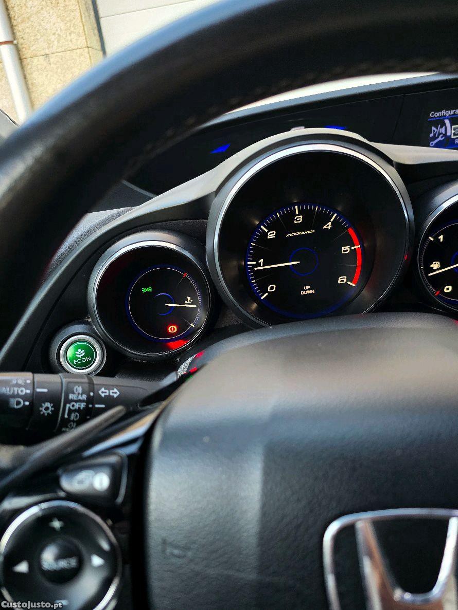 Honda Civic Tourer 1.6 I-DTEC — fotografia 5