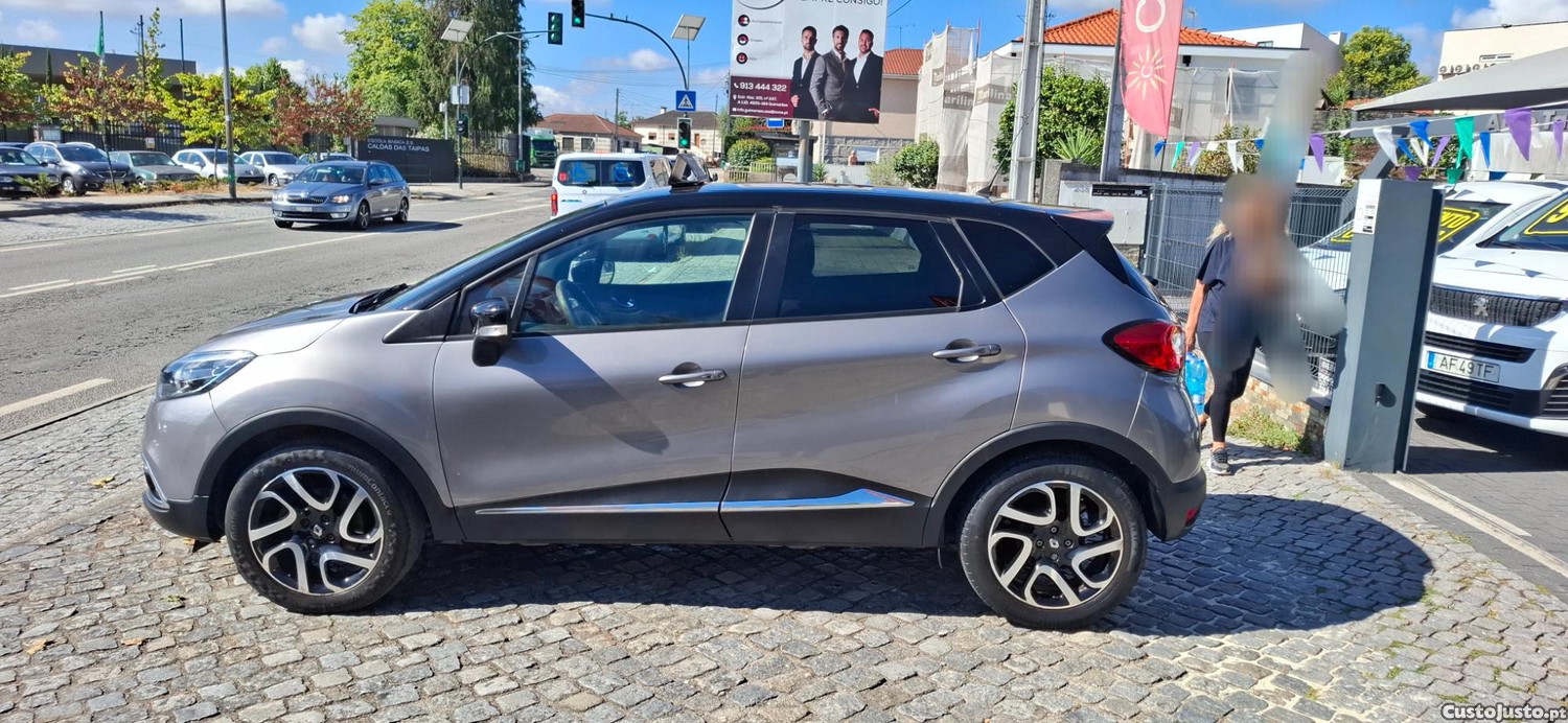 Renault Captur 1.500DCI 110CV NACIONAL — fotografia 14