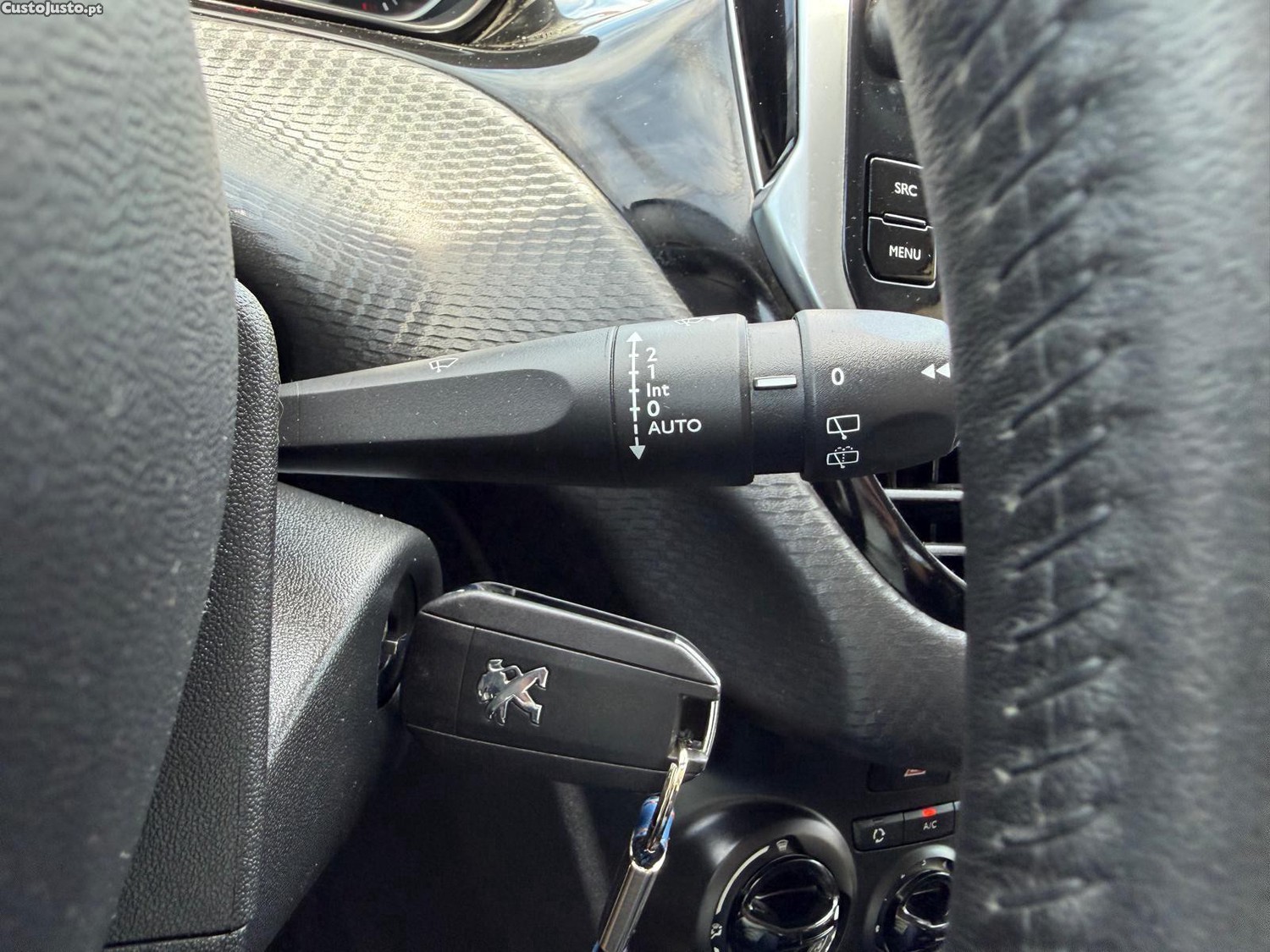 Peugeot 2008 1.6 BlueHDi Allure — fotografia 5