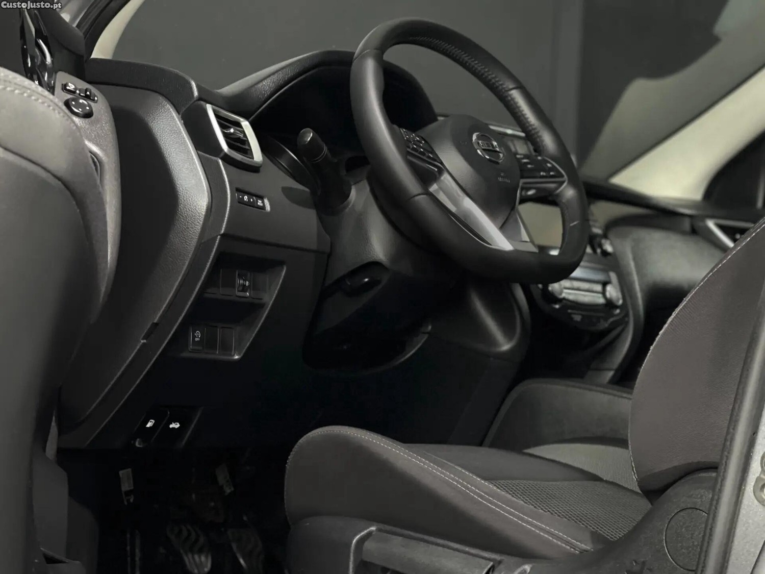 Nissan Qashqai 1.5 dCi N-Connecta — fotografia 11
