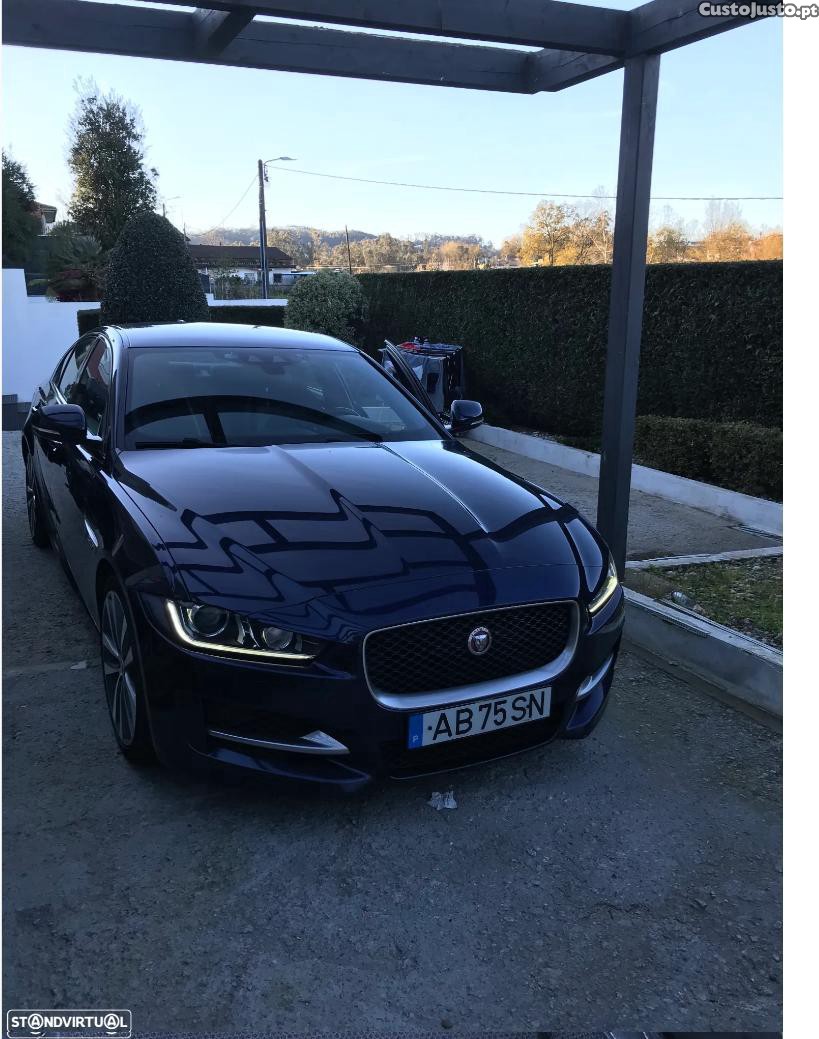 Jaguar XE R Line- Sport — fotografia 5