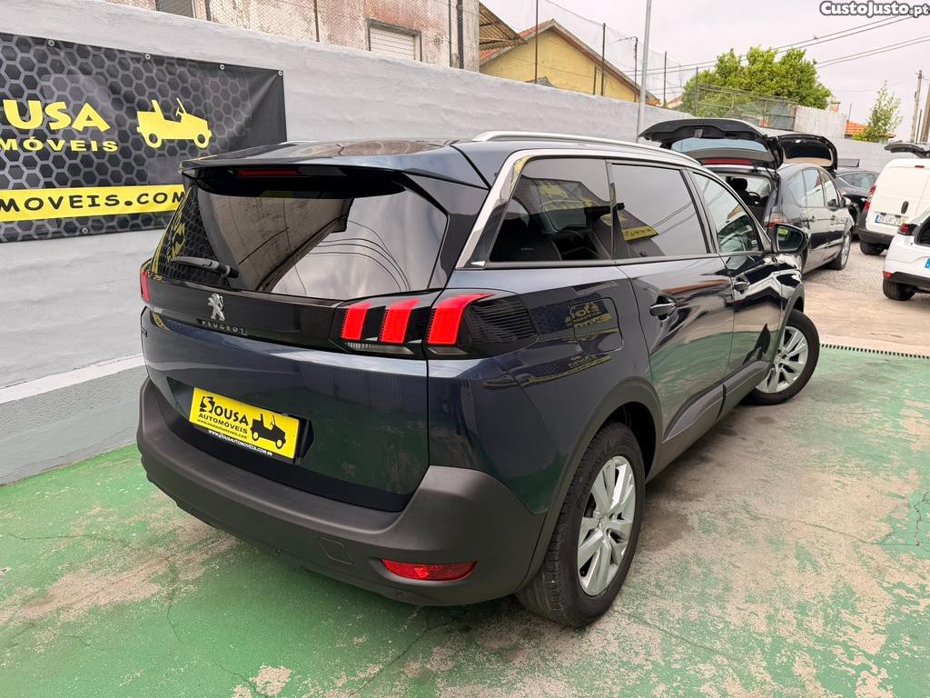 Peugeot 5008 1.5 BlueHdi 130cv Allure 7 Lugares — fotografia 14