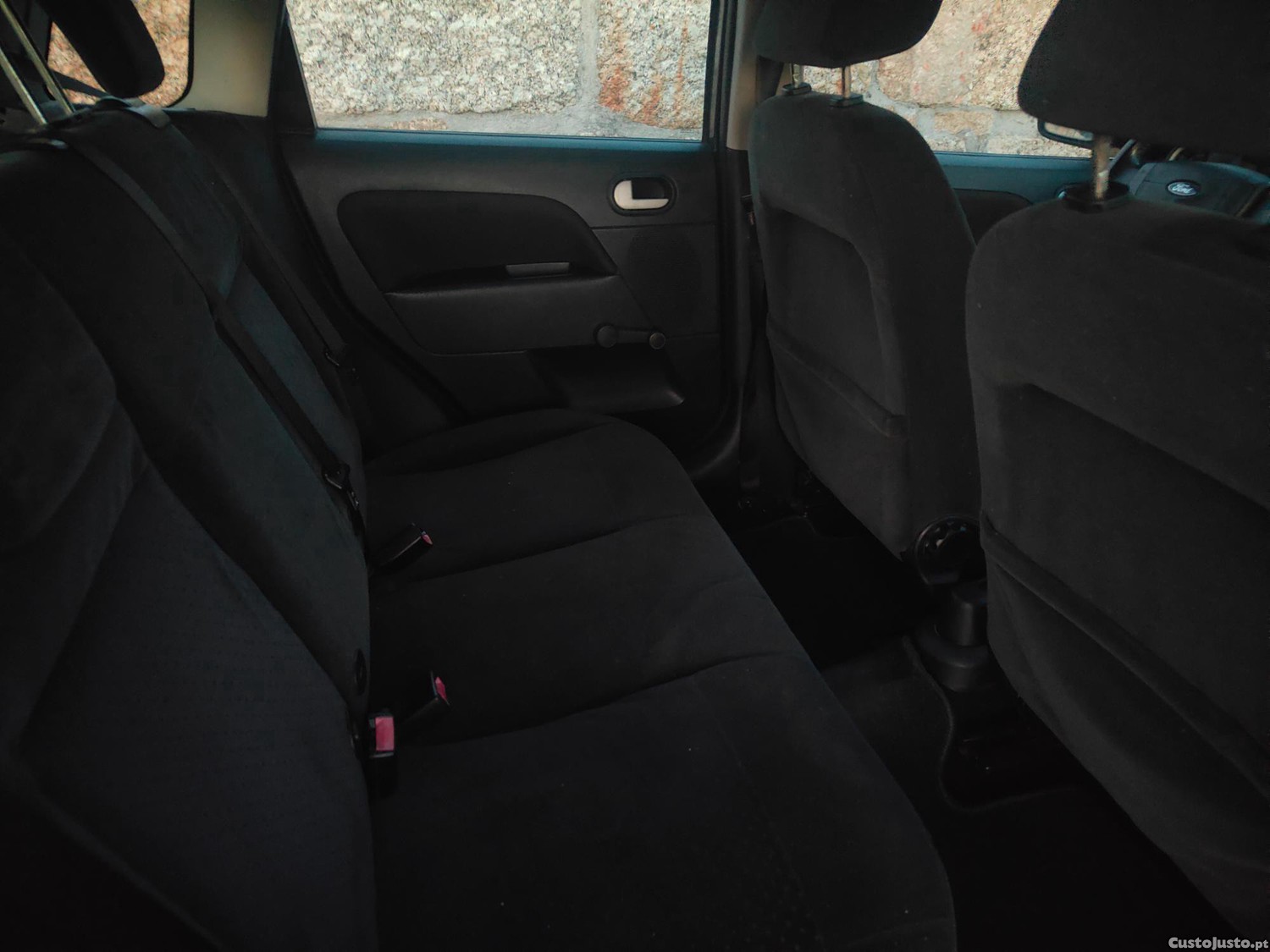 Ford Fiesta Ghia — fotografia 9