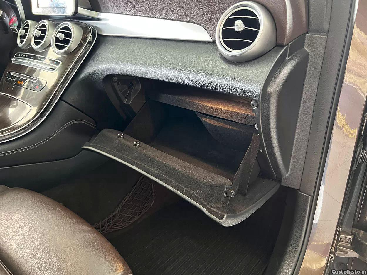 Mercedes-Benz GLC 220 D 4 MATIC — fotografia 10