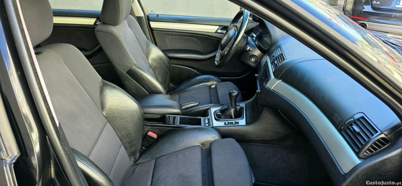 BMW 320 D Touring Sport Nacional Pack M — fotografia 3