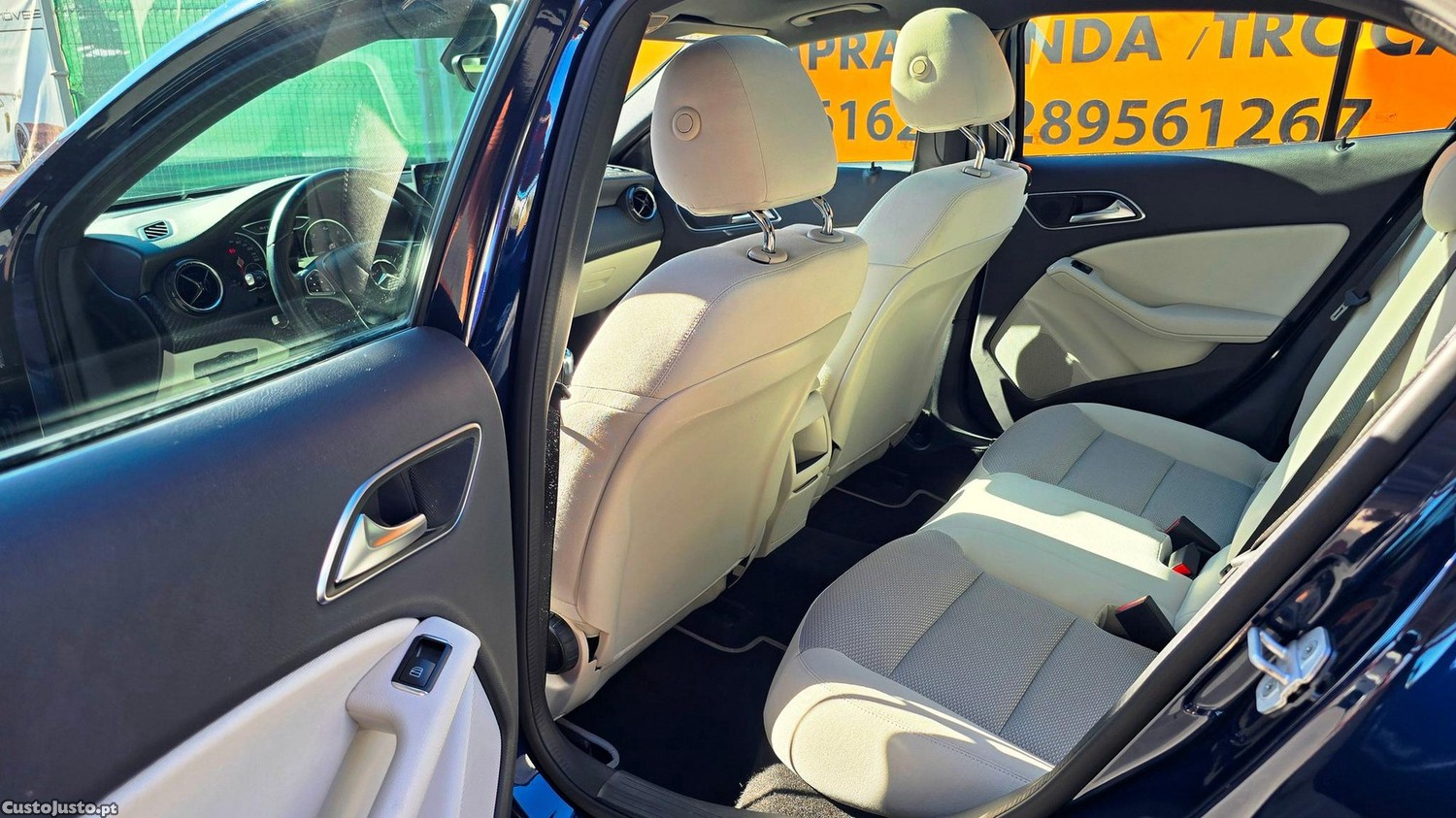 Mercedes-Benz GLA 180 d Style — fotografia 17