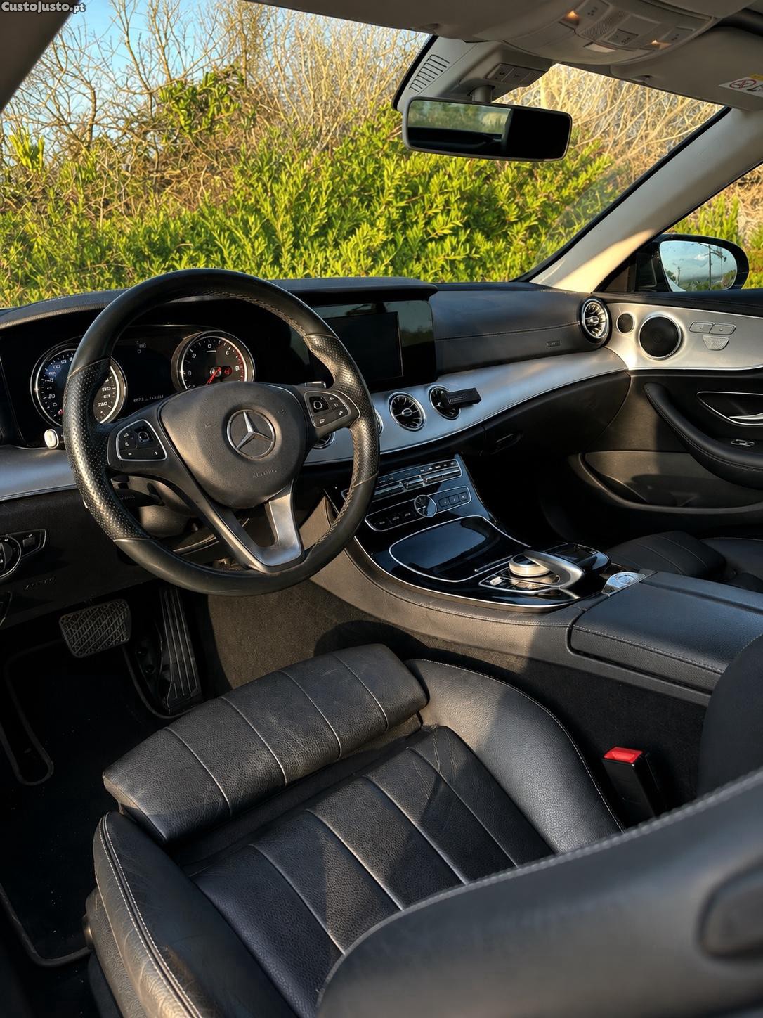 Mercedes-Benz E 220 E220 Cabrio 9G Tronic — fotografia 3
