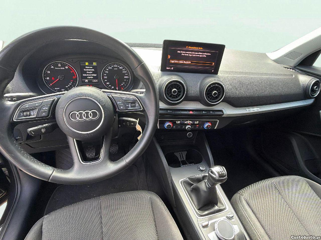 Audi Q2 30 TFSI Advanced — fotografia 8