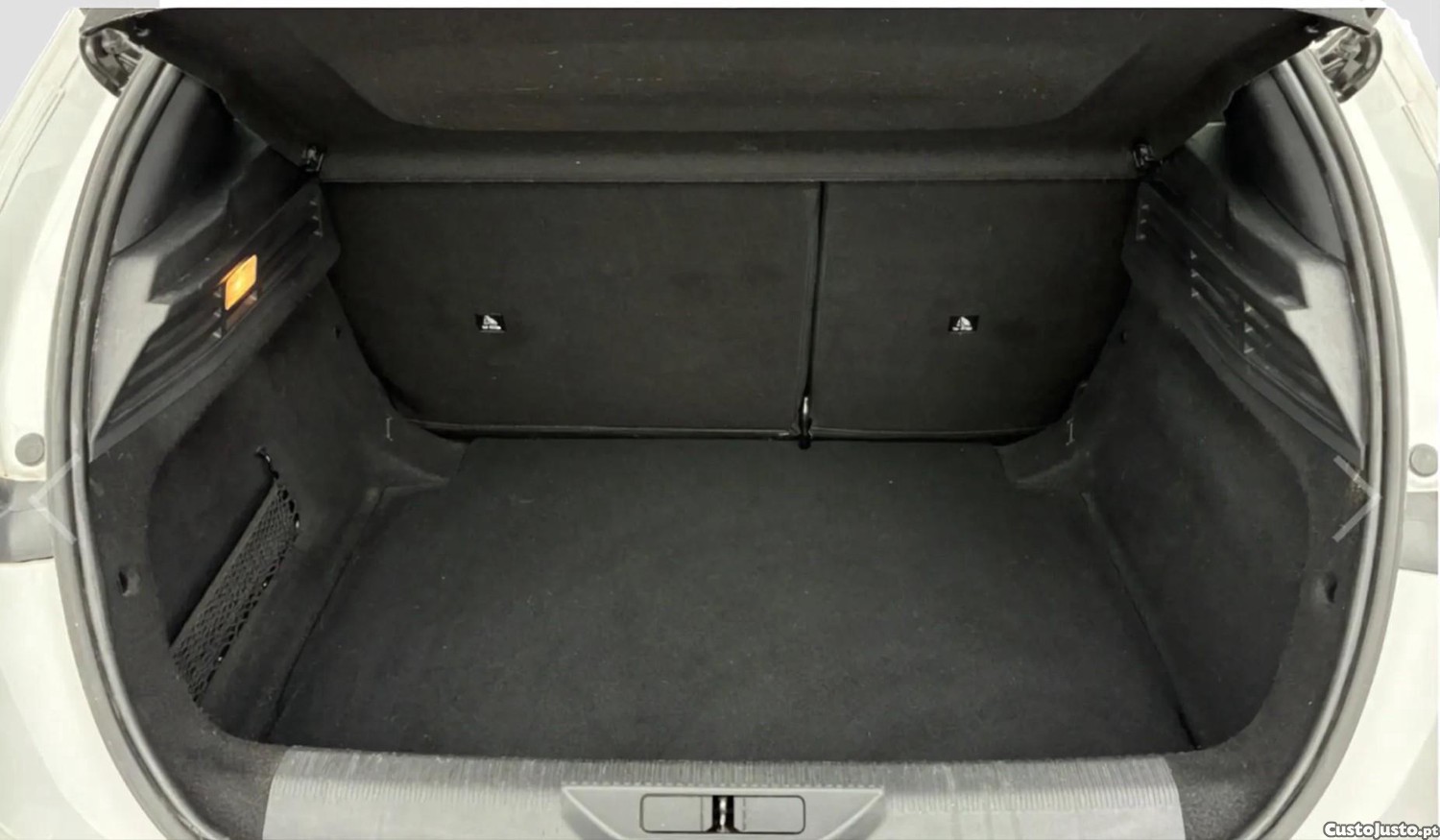 Peugeot 308 PureTech 130 EAT8 Active Pack — fotografia 3
