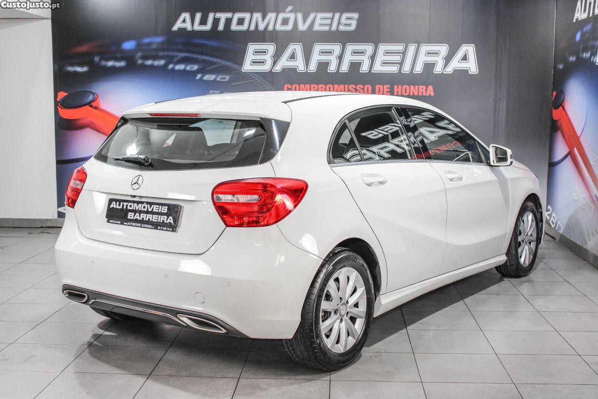 Mercedes-Benz A 180 CDI (BlueEFFICIENCY) Urban — fotografia 19