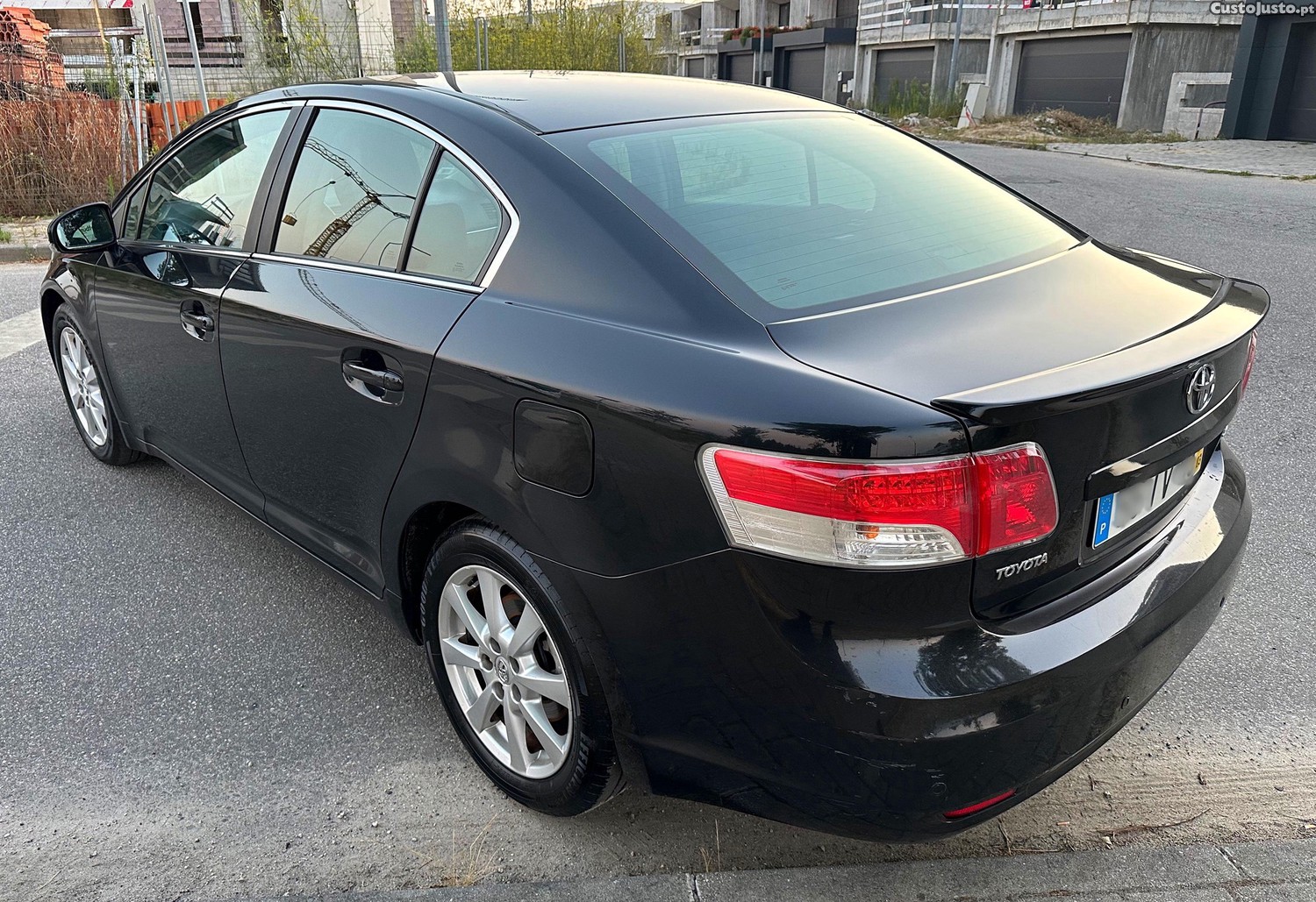 Toyota Avensis SD 2.0 D-4D - 232mil kms — fotografia 9