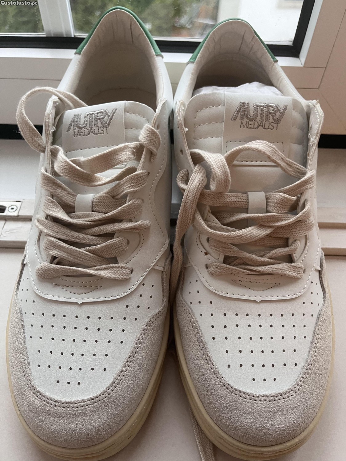 Sapatilhas Autry tamanho 44