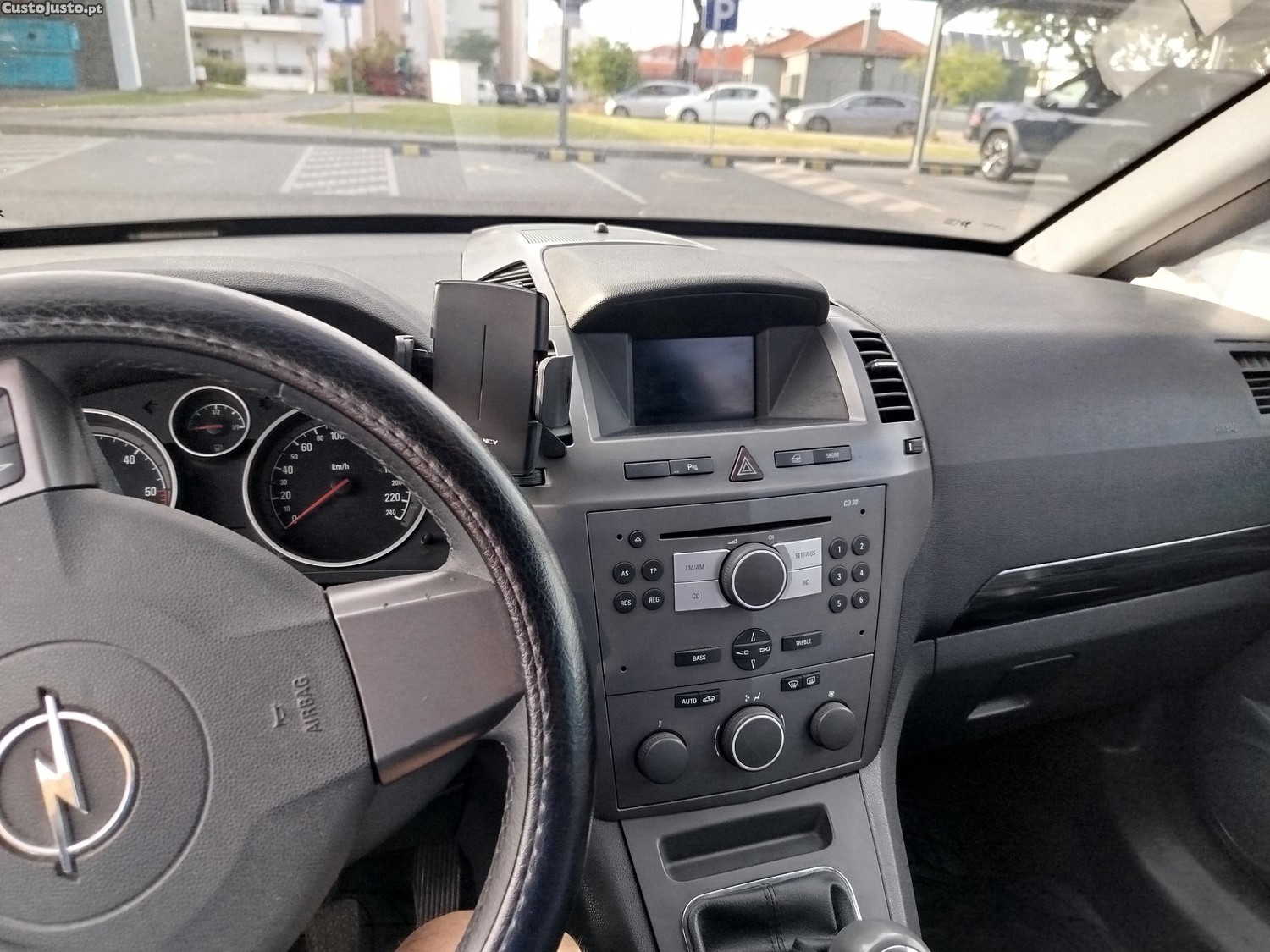 Opel Zafira () — fotografia 6