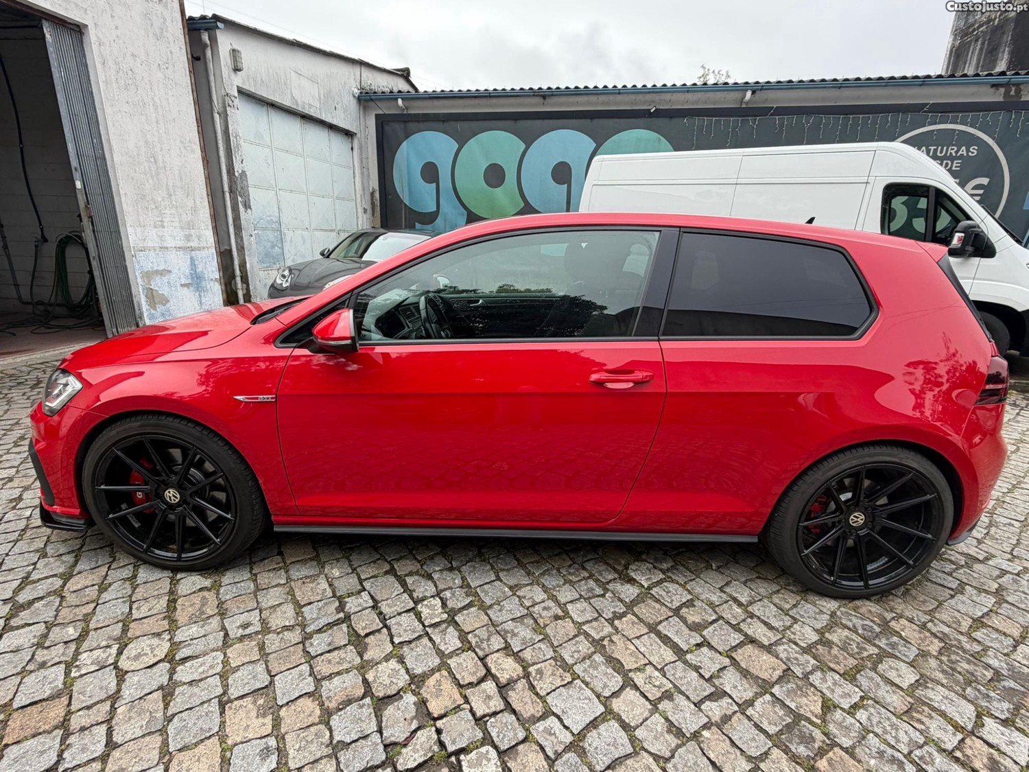 Volkswagen Golf 7,5 GTI — fotografia 2