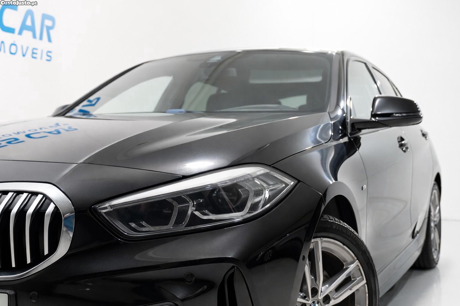 BMW 116 d Pack Desportivo M Auto — fotografia 19