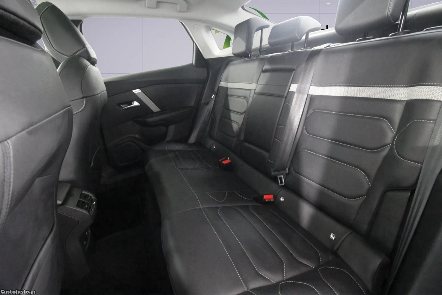 Citroën e-C4 Shine Pack — fotografia 6
