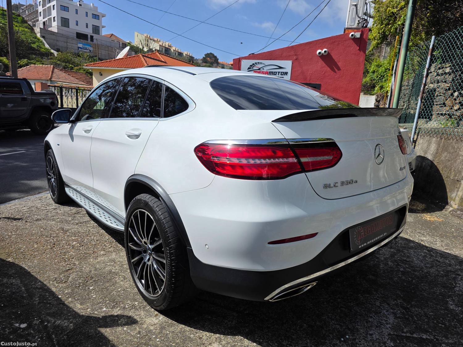 Mercedes-Benz GLC 350 E 4matic — fotografia 46