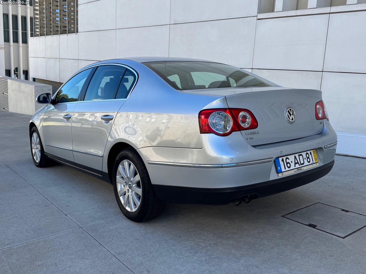Volkswagen Passat 1.9 Tdi Comfortline — fotografia 9