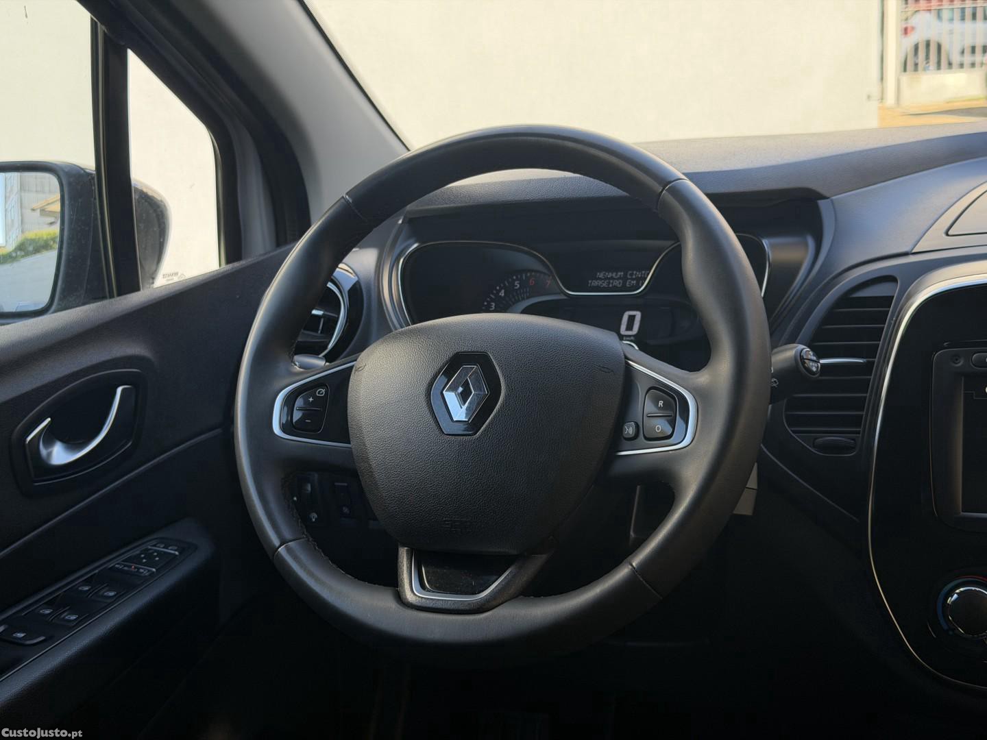 Renault Captur (ENERGY) TCe 90 LIMITED — fotografia 7