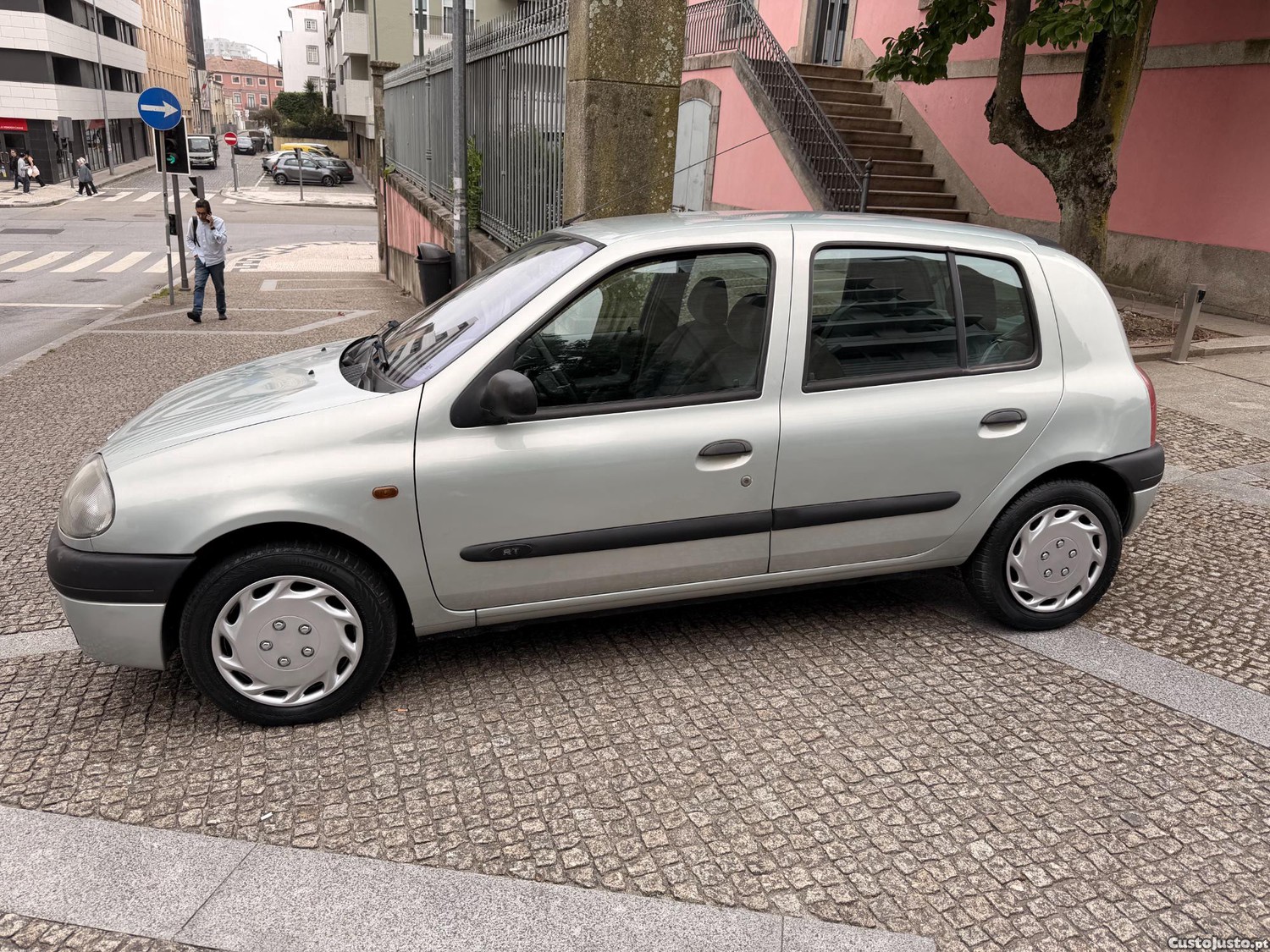 Renault Clio 1.2 Extreme 16 V — fotografia 23
