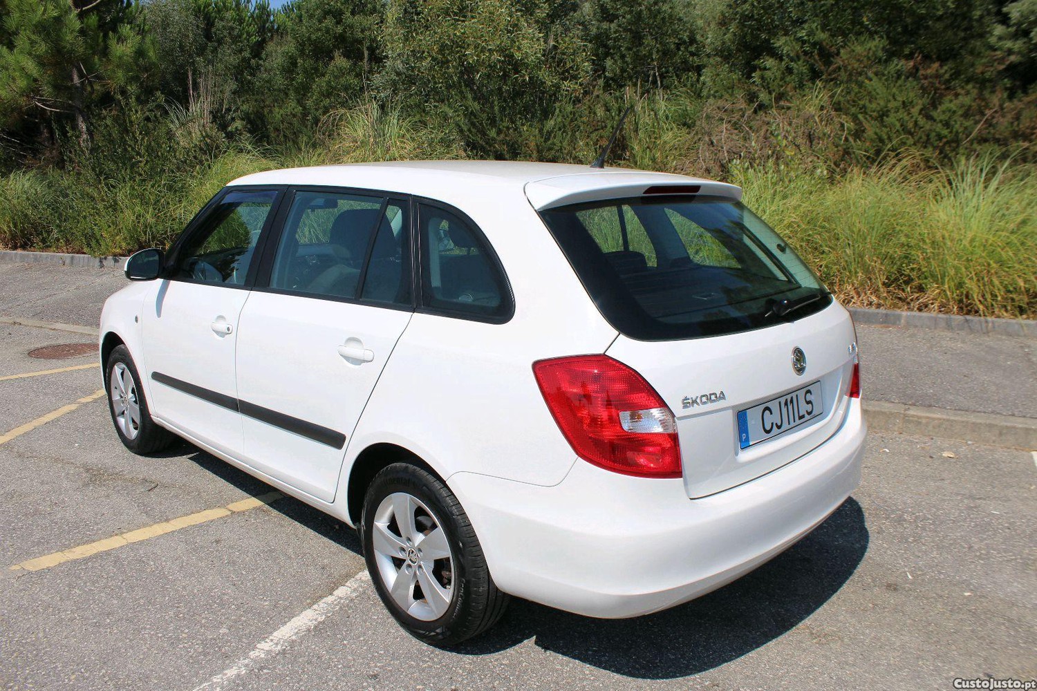 Skoda Fabia Break 1.2 Tdi — fotografia 11