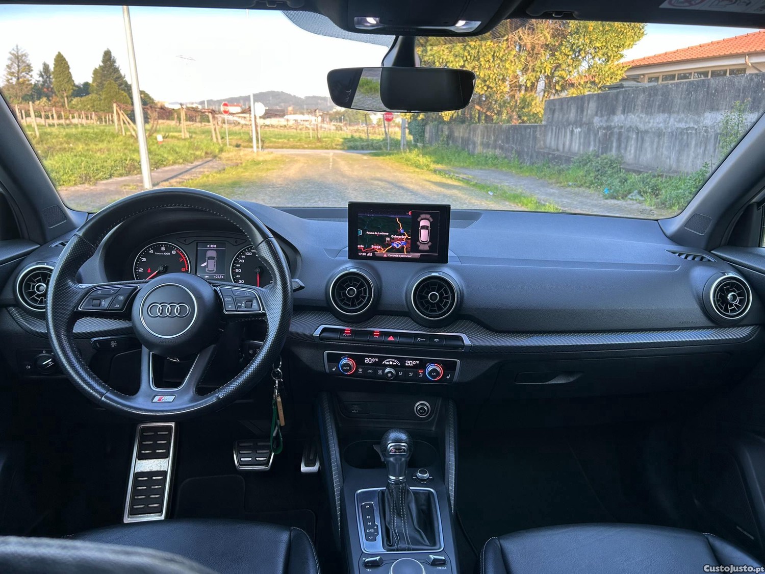 Audi Q2 S-Line S Tronic — fotografia 4