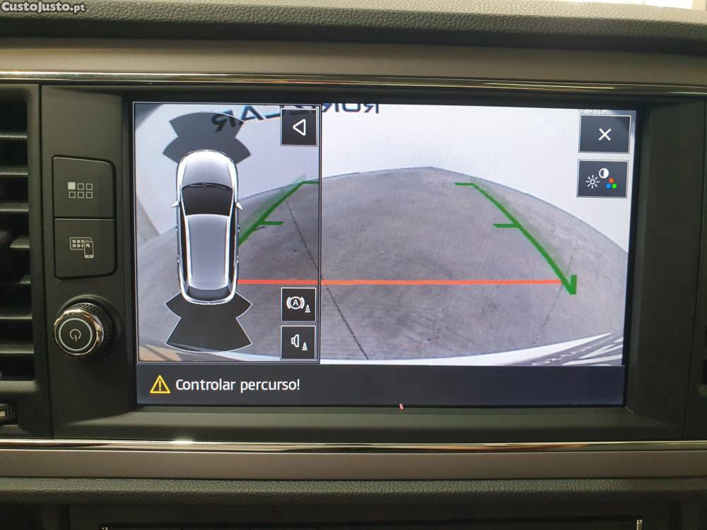 SEAT Leon 1.6 TDI Style S/S — fotografia 7