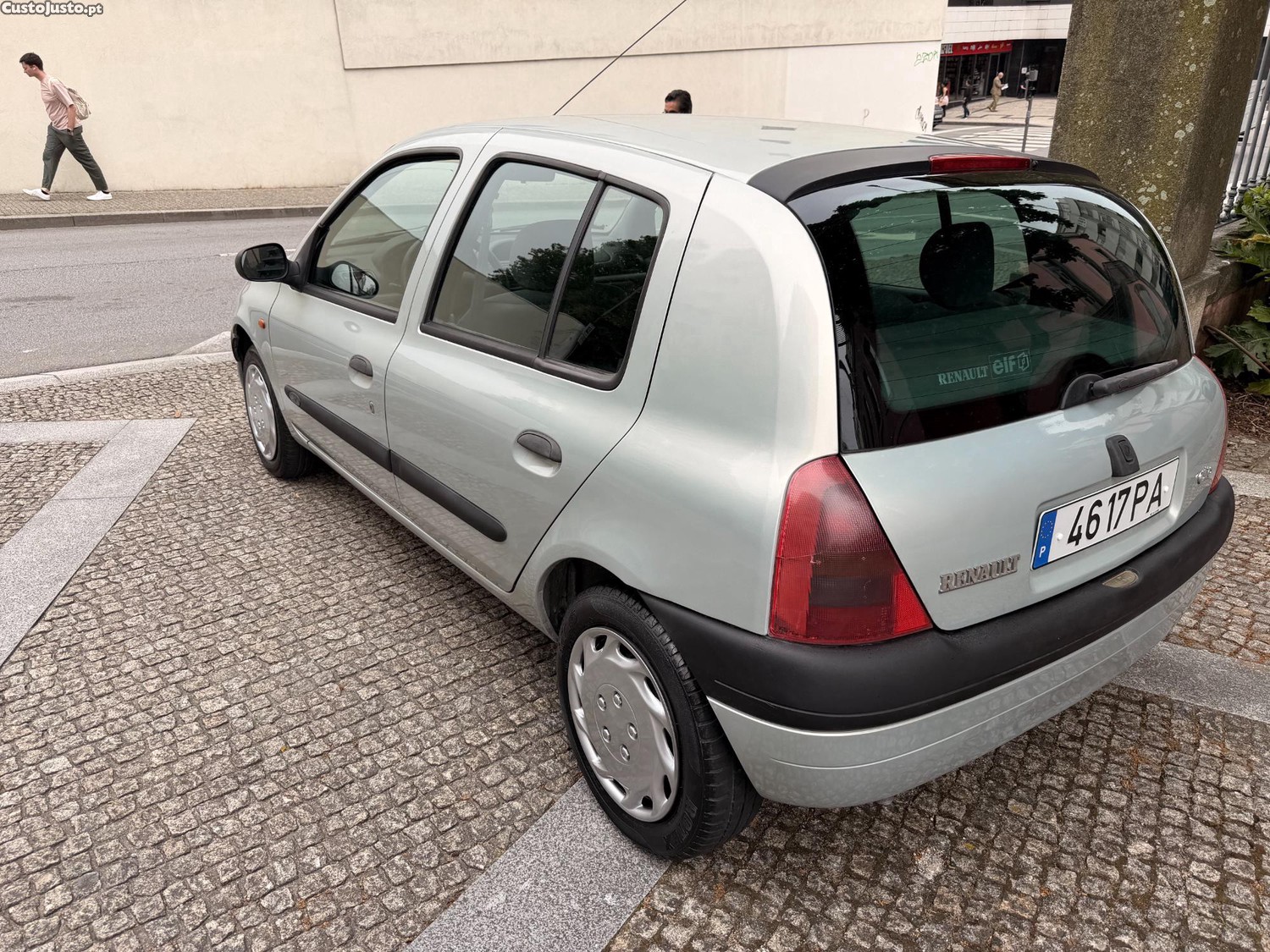 Renault Clio 1.2 Extreme 16 V — fotografia 21