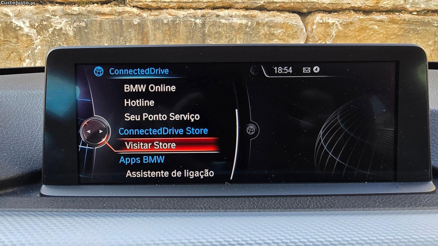 BMW 320 d Touring Auto Pack M — fotografia 2