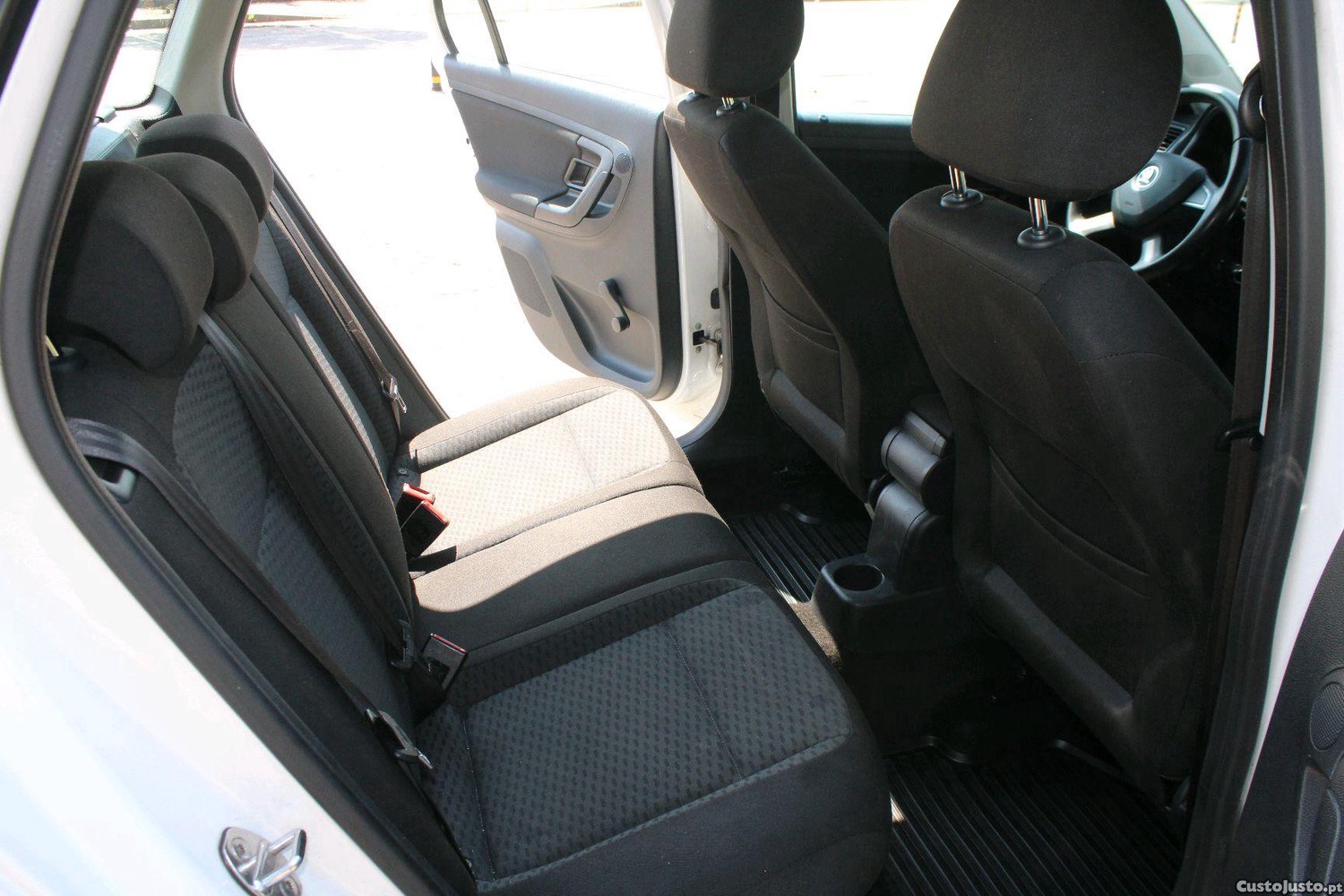 Skoda Fabia Break 1.2 Tdi — fotografia 5