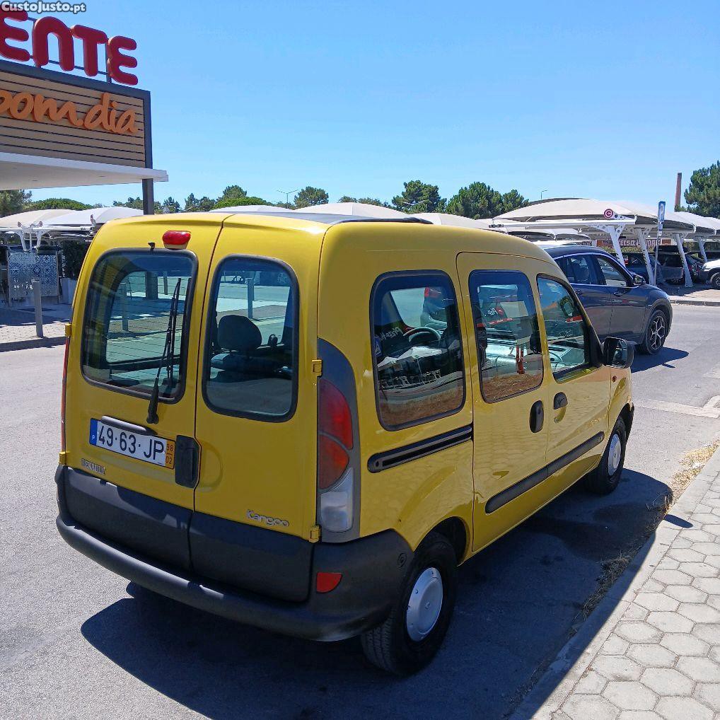 Renault Kangoo ligeiro de passageiros carrinha 5 lugares — fotografia 5