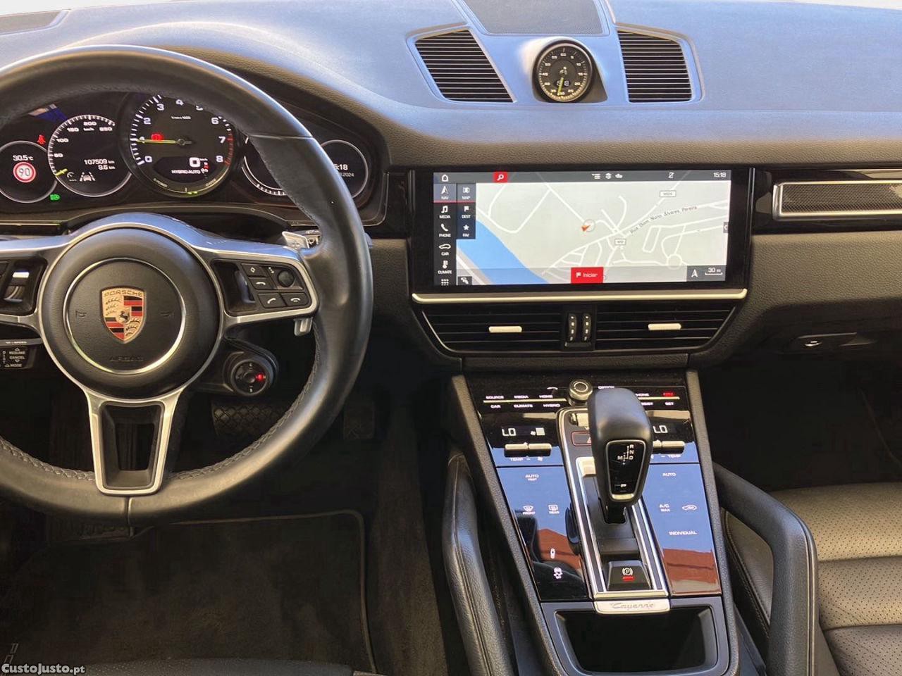 Porsche Cayenne E-Hybrid — fotografia 15