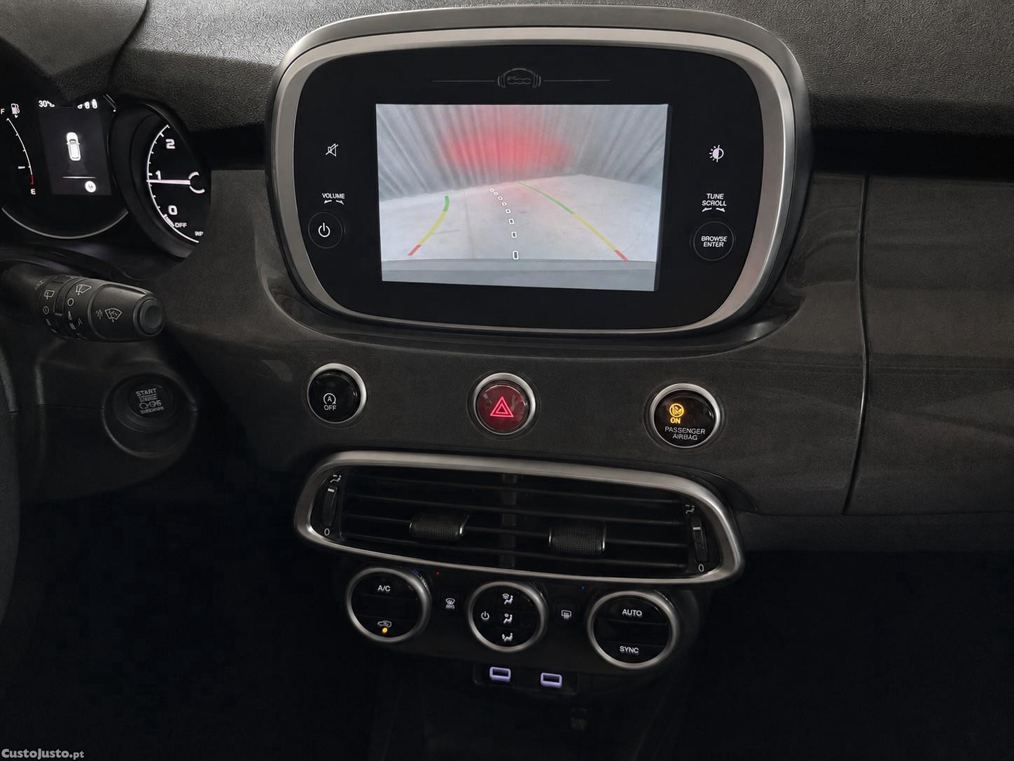 Fiat 500X 1.3 MJ City Cross — fotografia 11