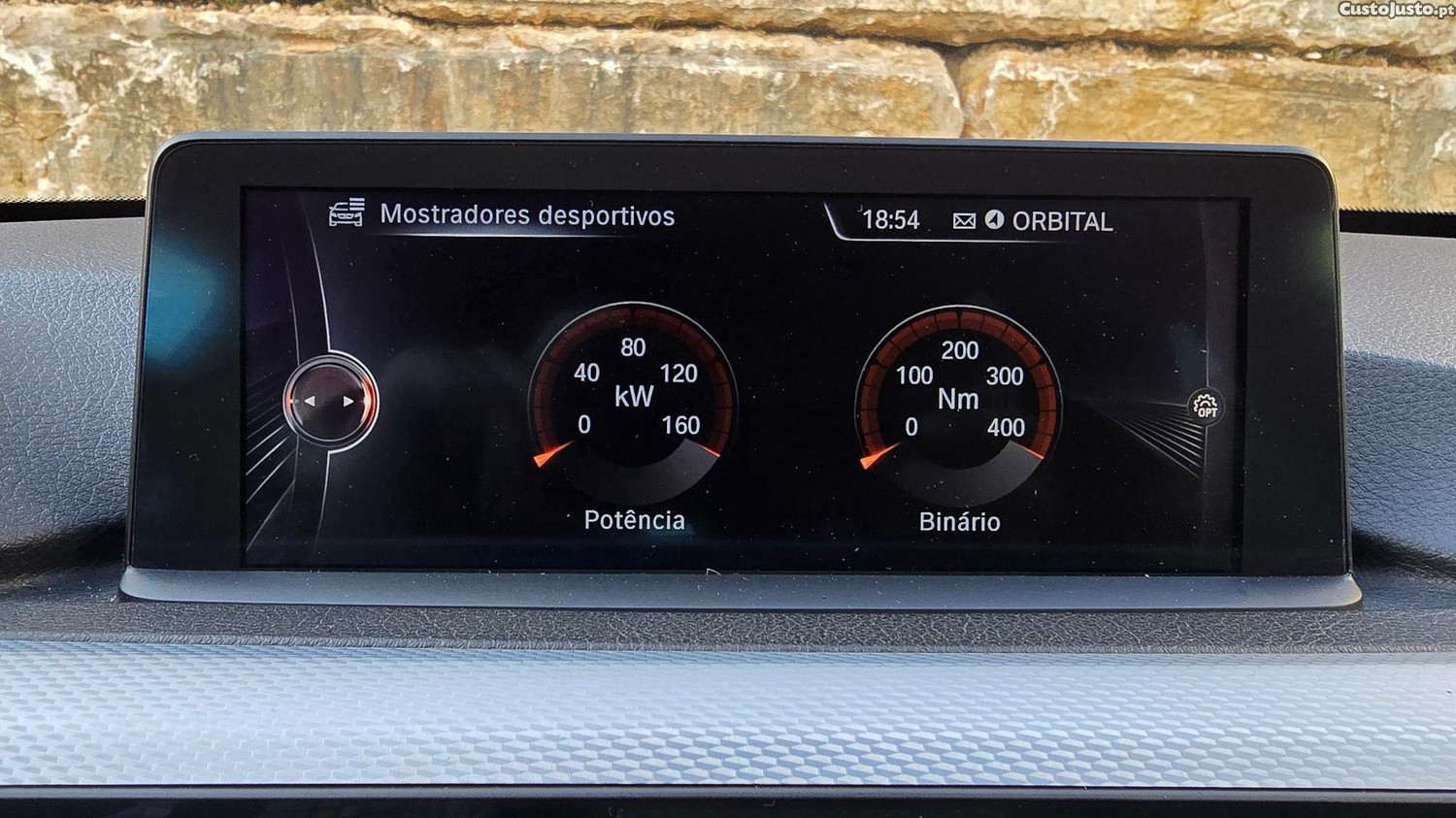 BMW 320 d Touring Auto Pack M — fotografia 10