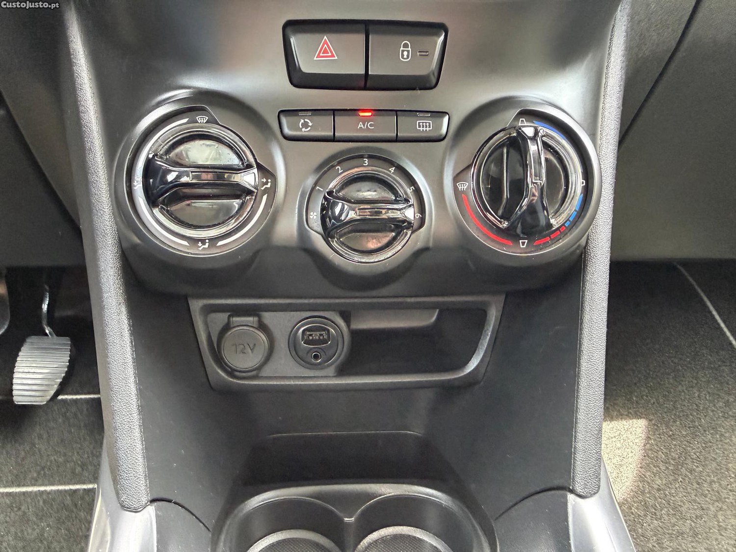 Peugeot 2008 1.6 BlueHDi Allure — fotografia 3