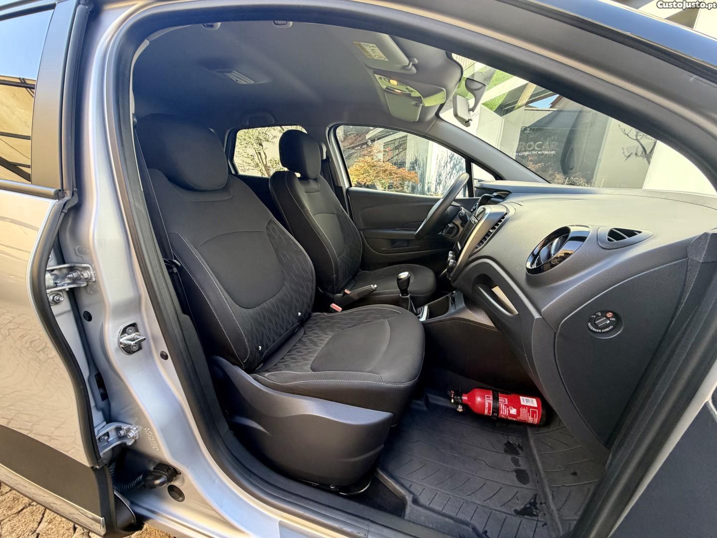 Renault Captur (ENERGY) TCe 90 LIMITED — fotografia 11