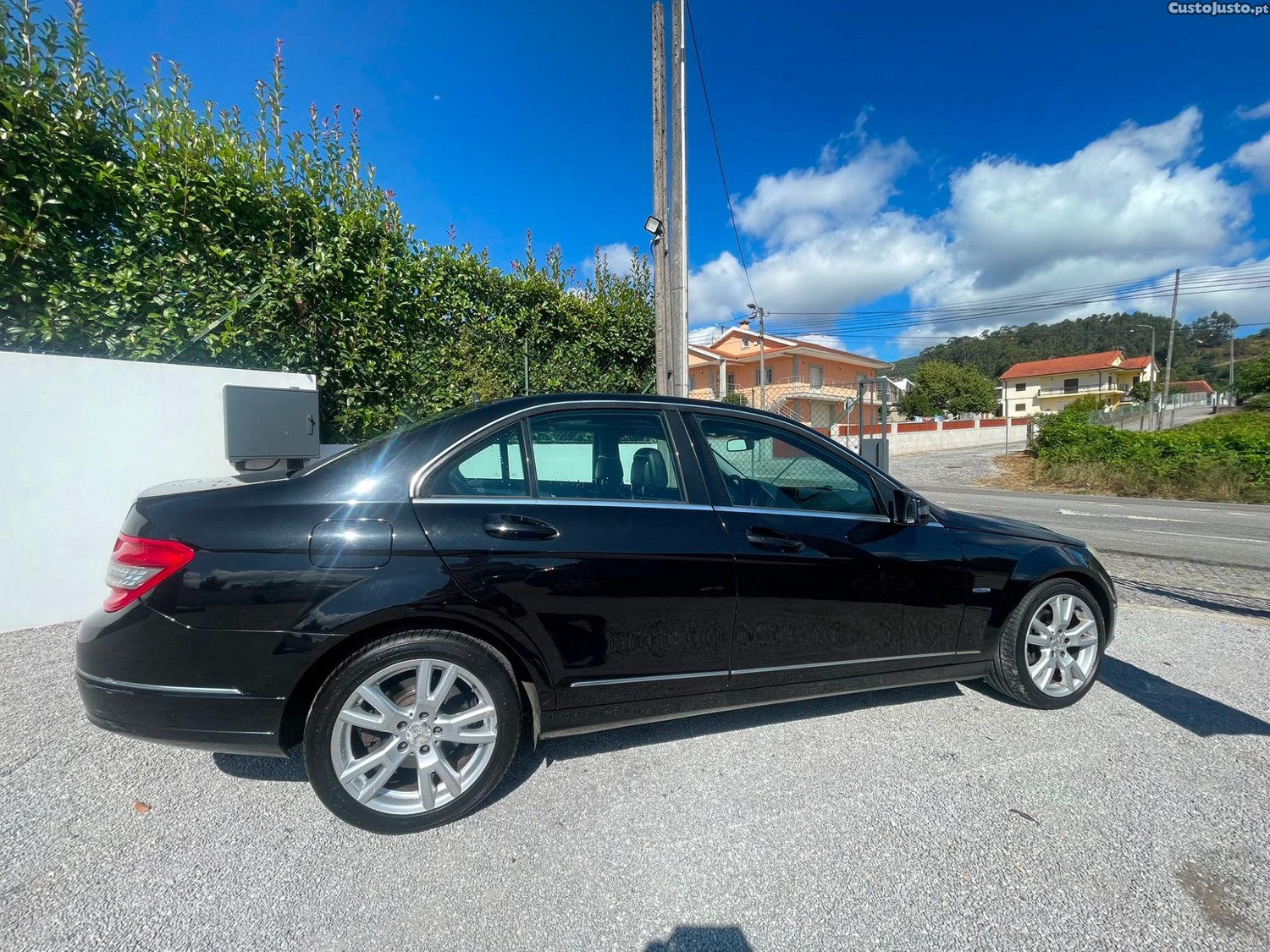 Mercedes-Benz C 250 Avantgarde BlueEfficiency Prime Edition — fotografia 13