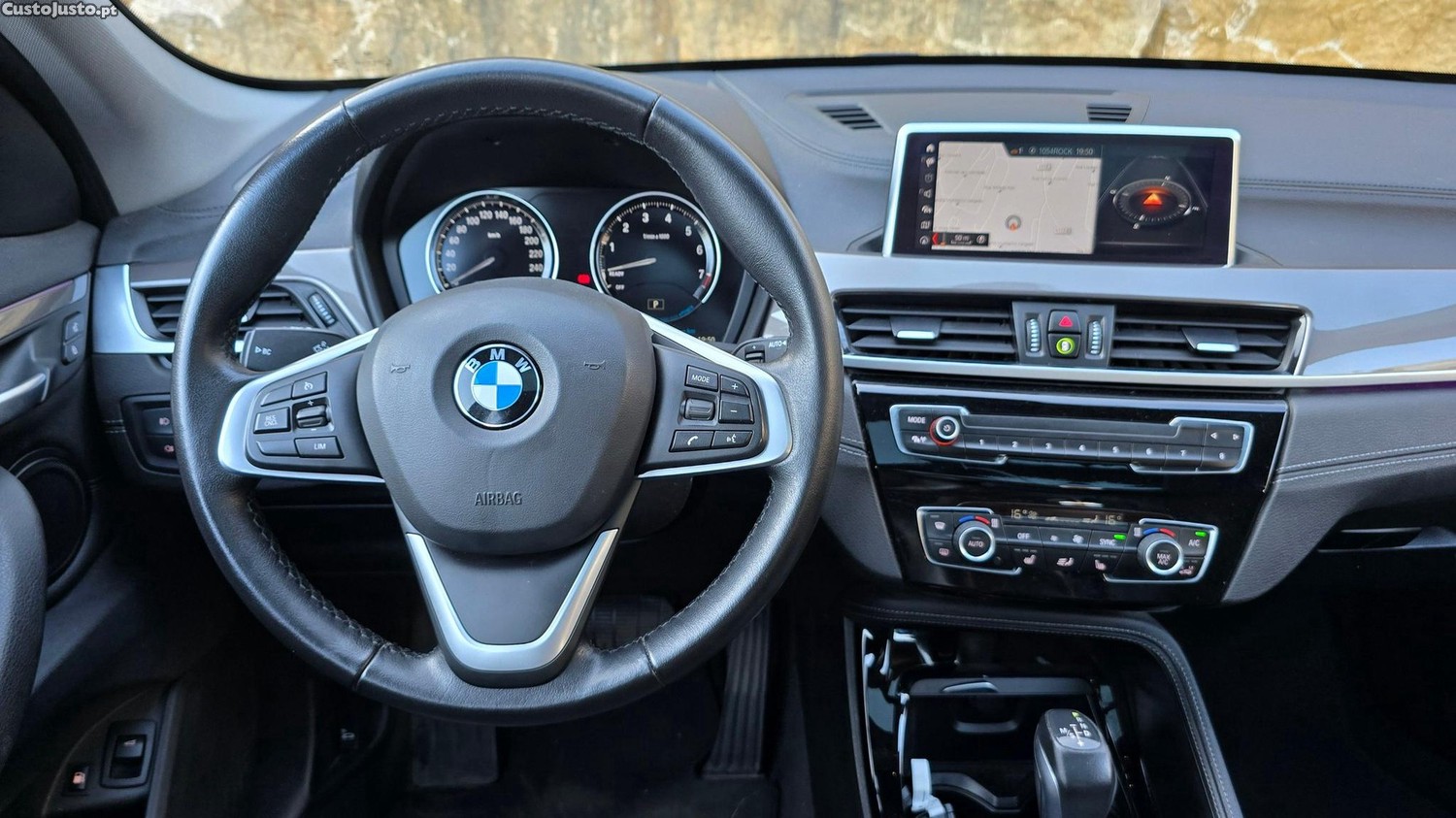 BMW X1 25 e xDrive xLine — fotografia 17