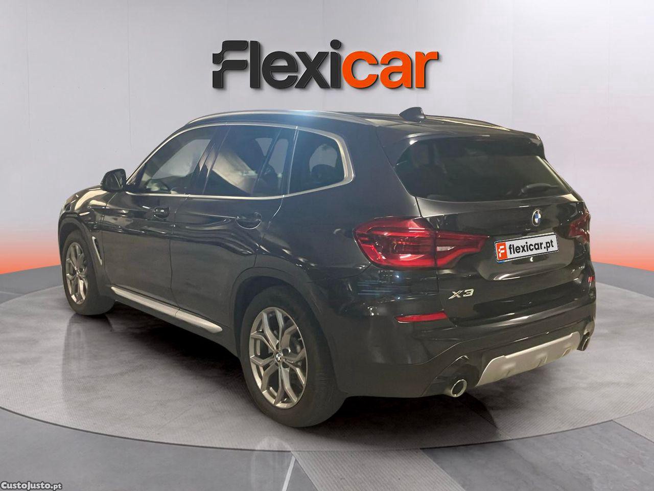 BMW X3 30 e xDrive XLine — fotografia 23