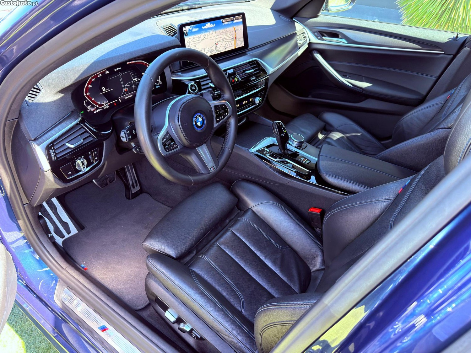 BMW 520 e Pack M — fotografia 13