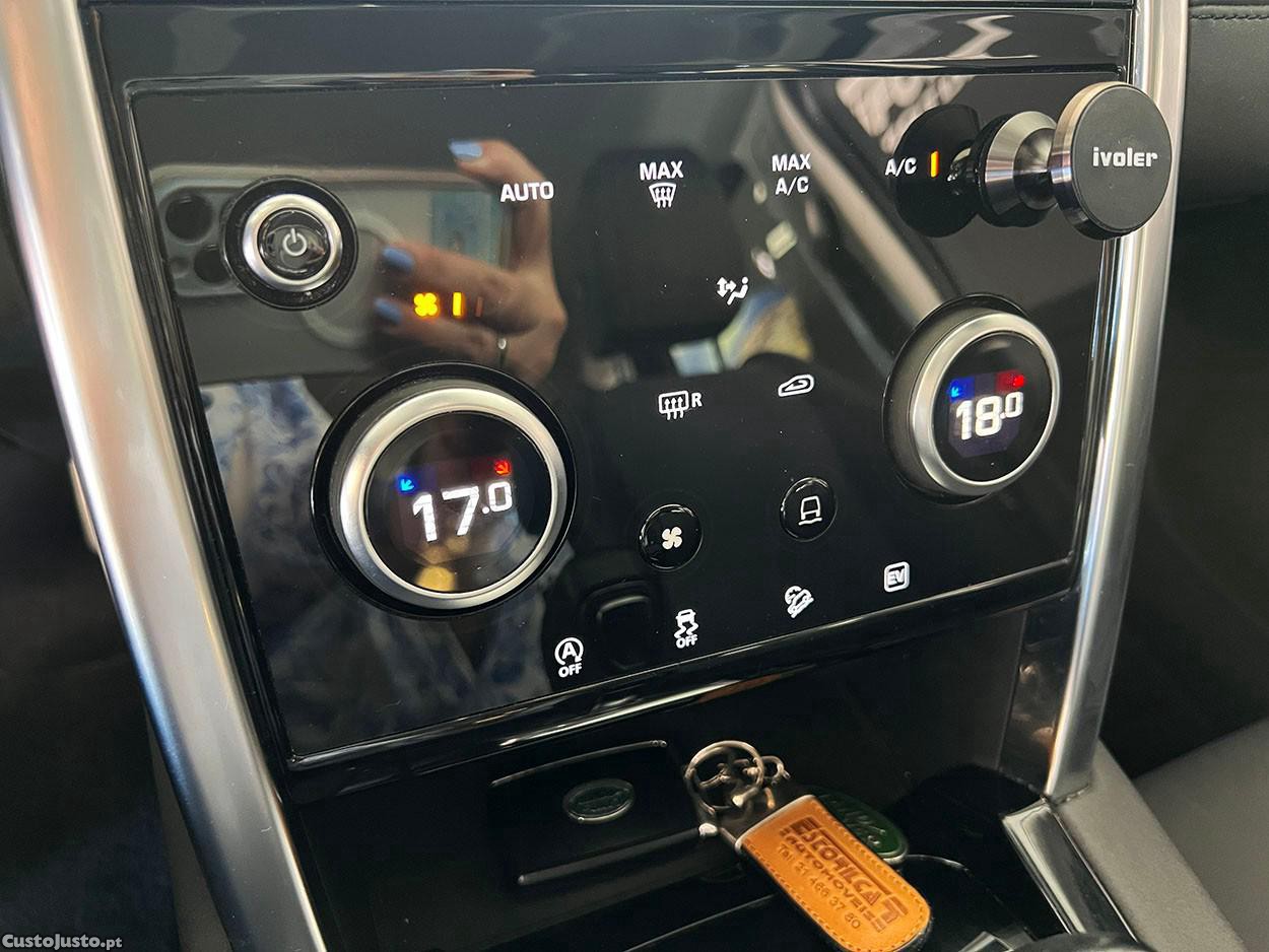 Land Rover Discovery Sport 1.5 I3 P300e AWD S — fotografia 10