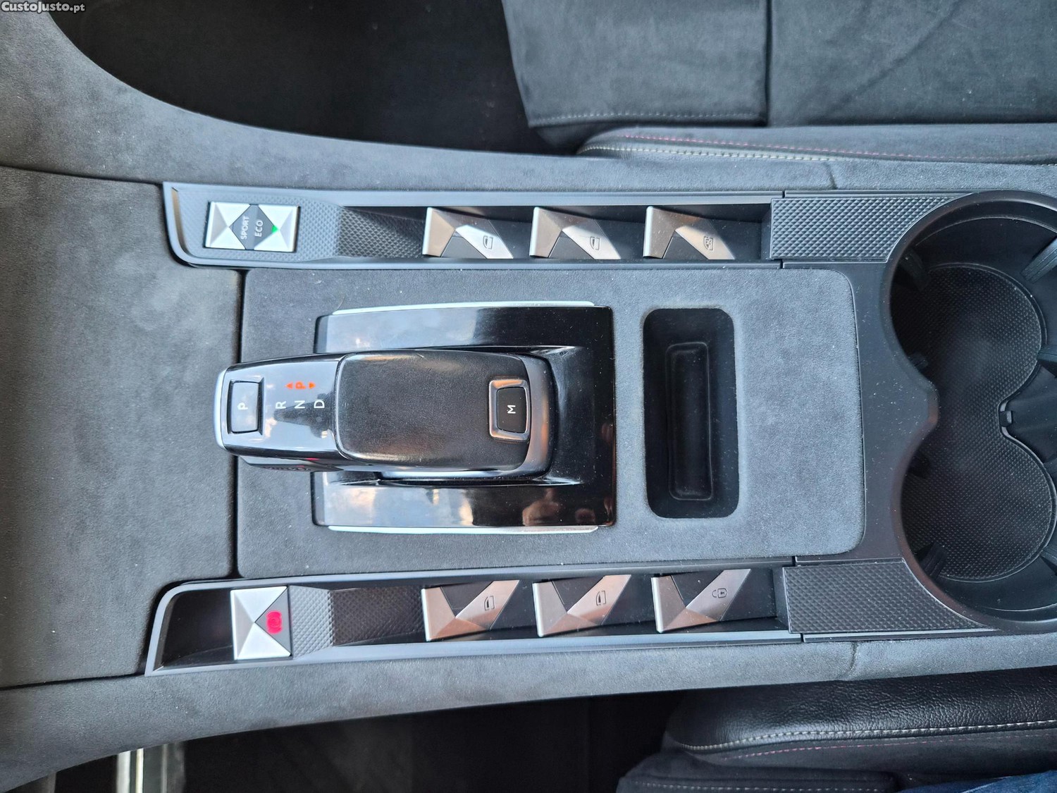 DS 7 7 Crossback — fotografia 2