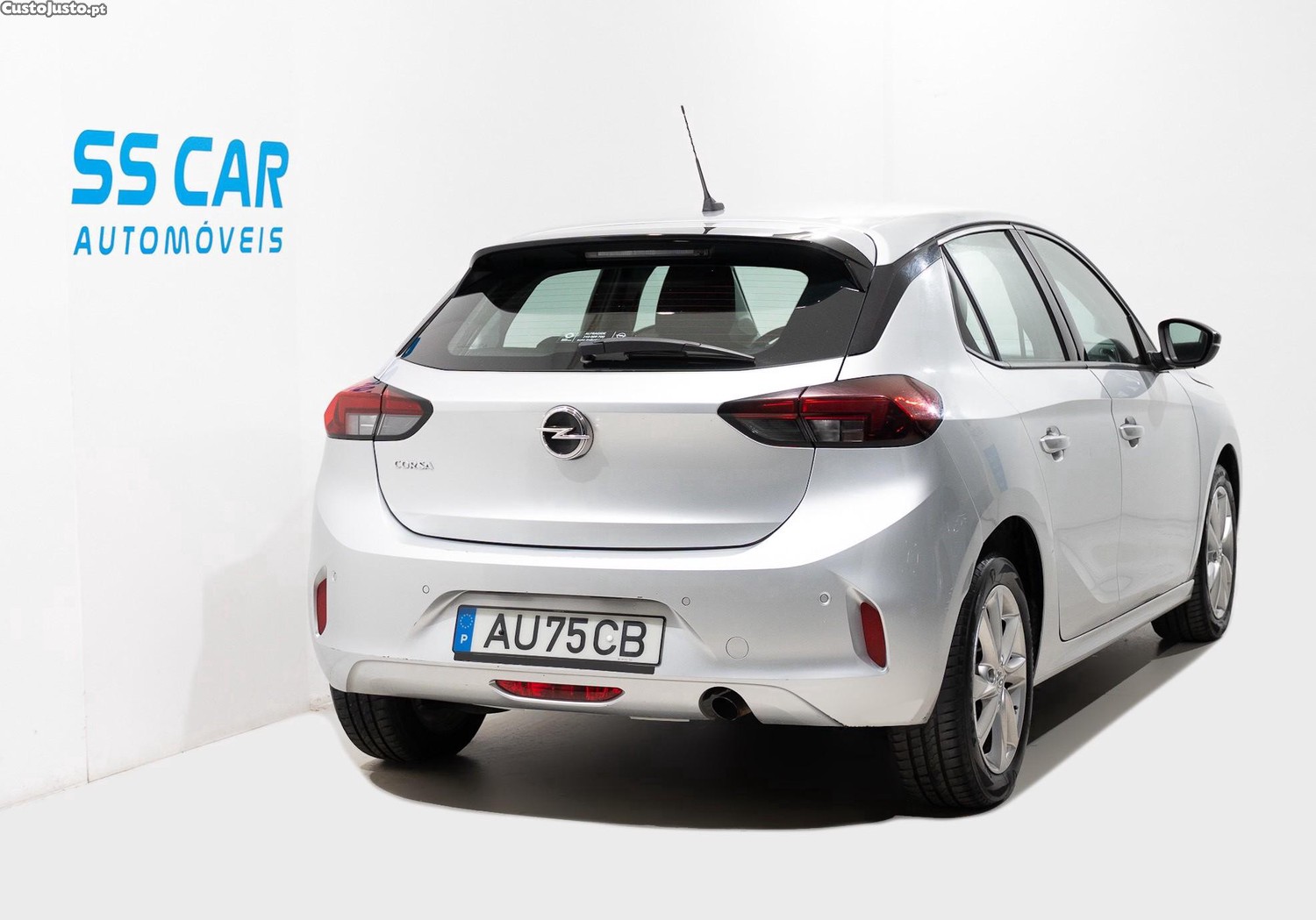 Opel Corsa 1.5 D Edition — fotografia 11