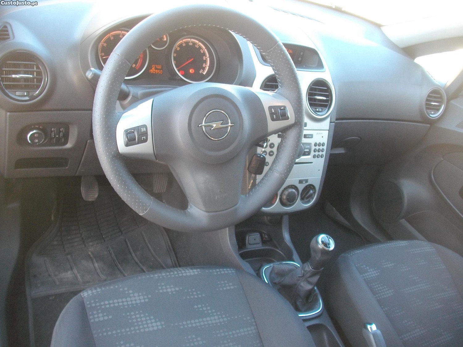 Opel Corsa 1.2 GPL/Gasolina Impecável — fotografia 9