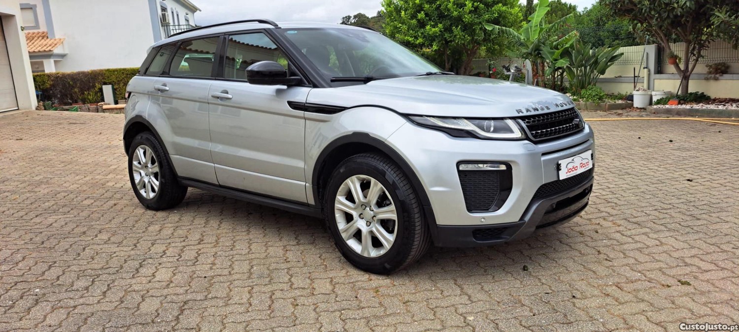 Land Rover Evoque 2.0 e D4 SE — fotografia 9