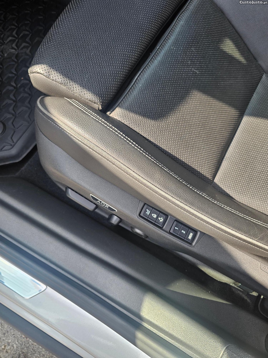 Opel Insignia Grand Sport — fotografia 3